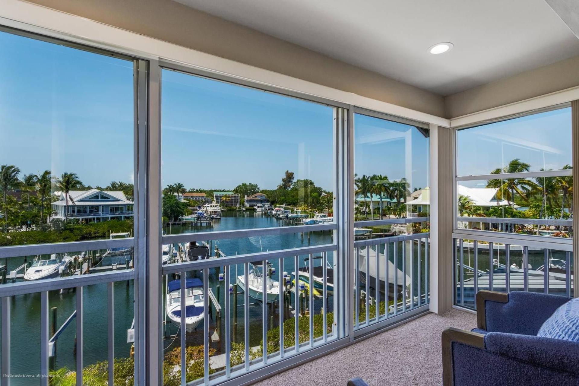 Siesta Bayside With Bay And Dock Views Siesta Key