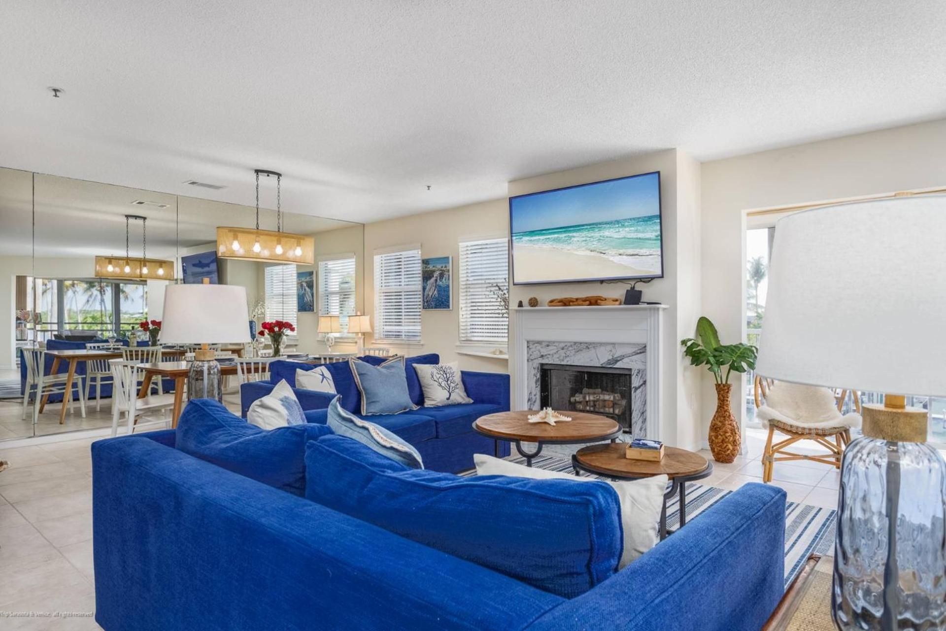Siesta Bayside With Bay And Dock Views