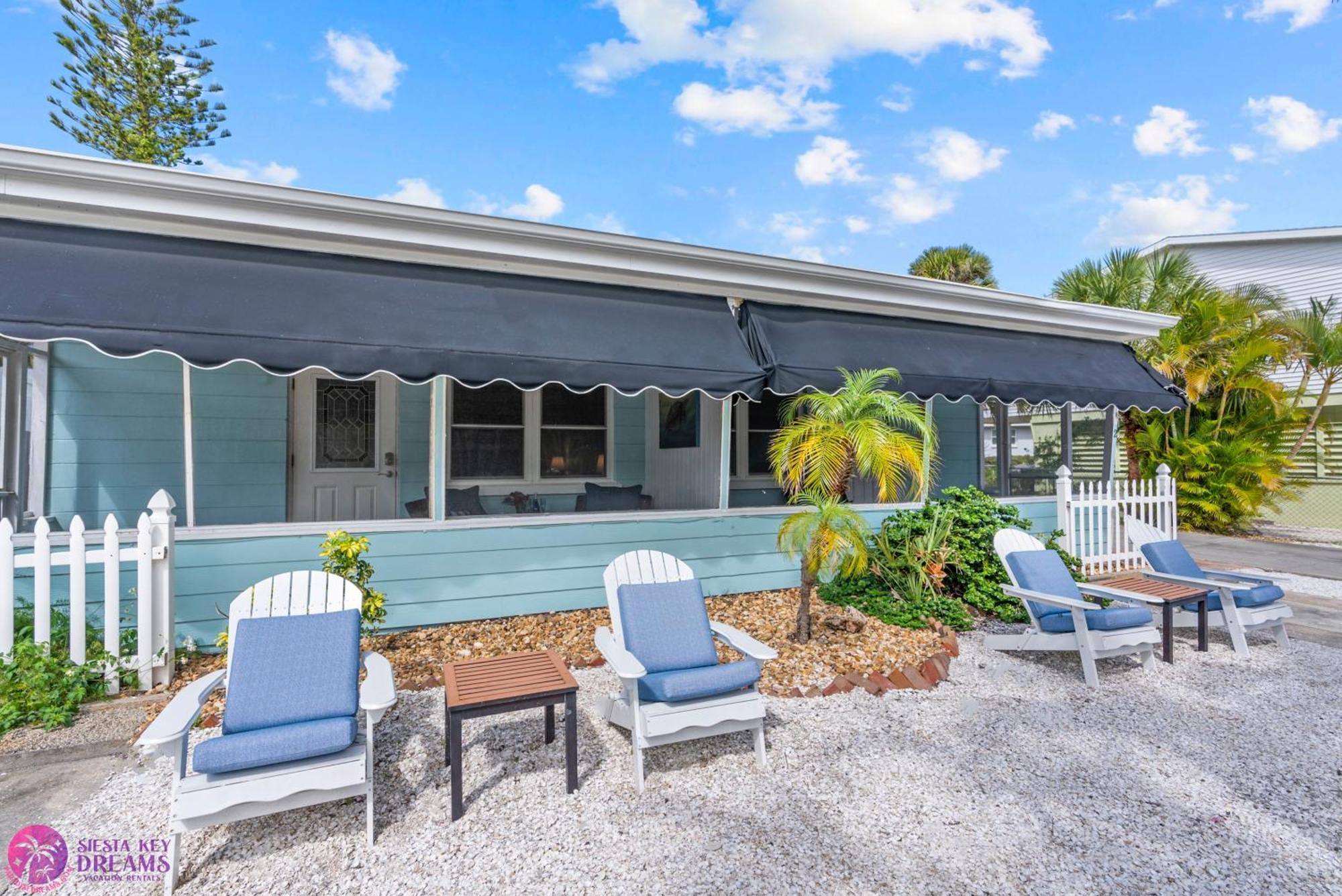 Holiday home Village And Walkable, With Private Porch