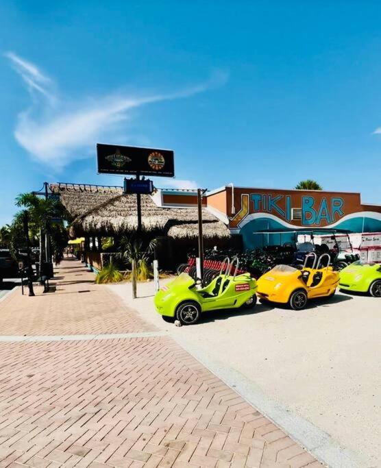 Zachs House Pet Friendly Holiday home Siesta Key