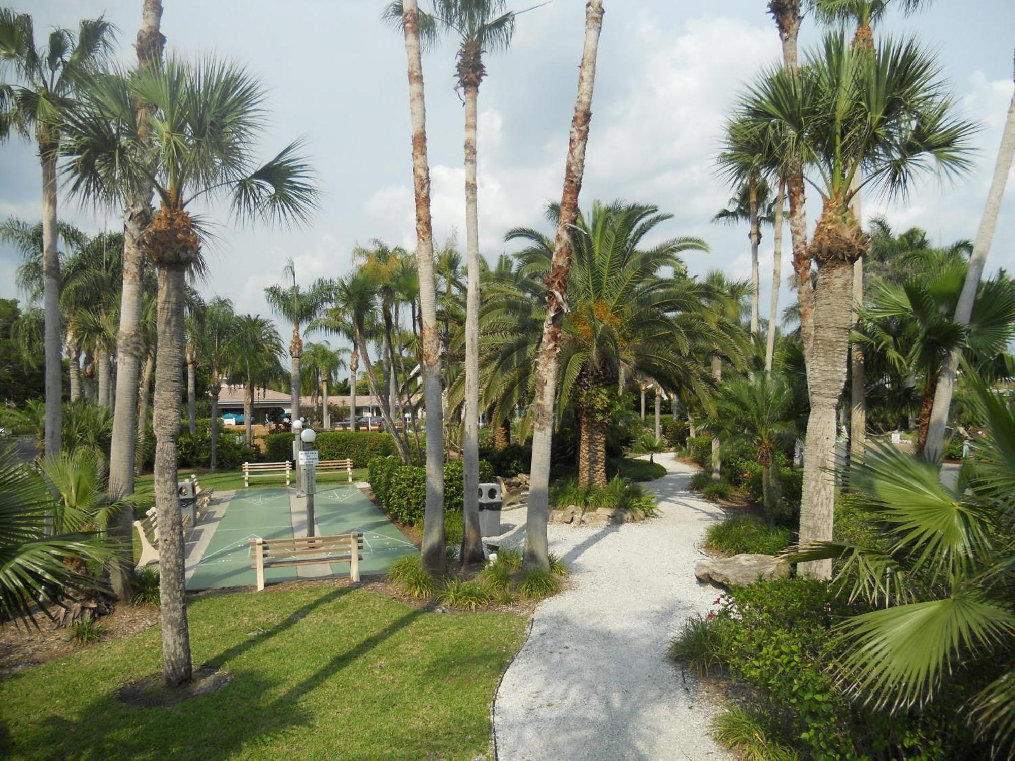 The Capri At Siesta Resort