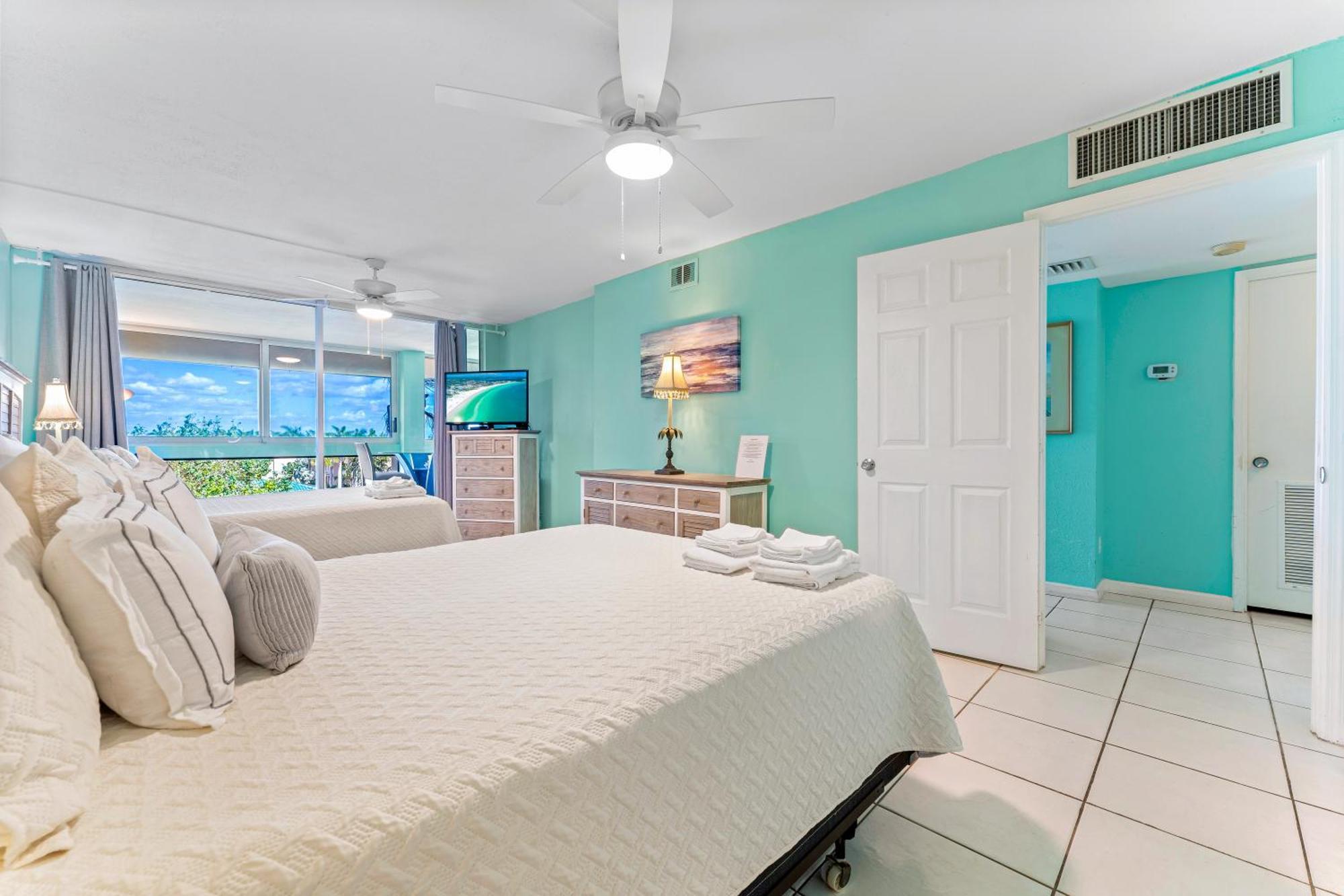 Apartment Palm Bay Club By Beachside Management