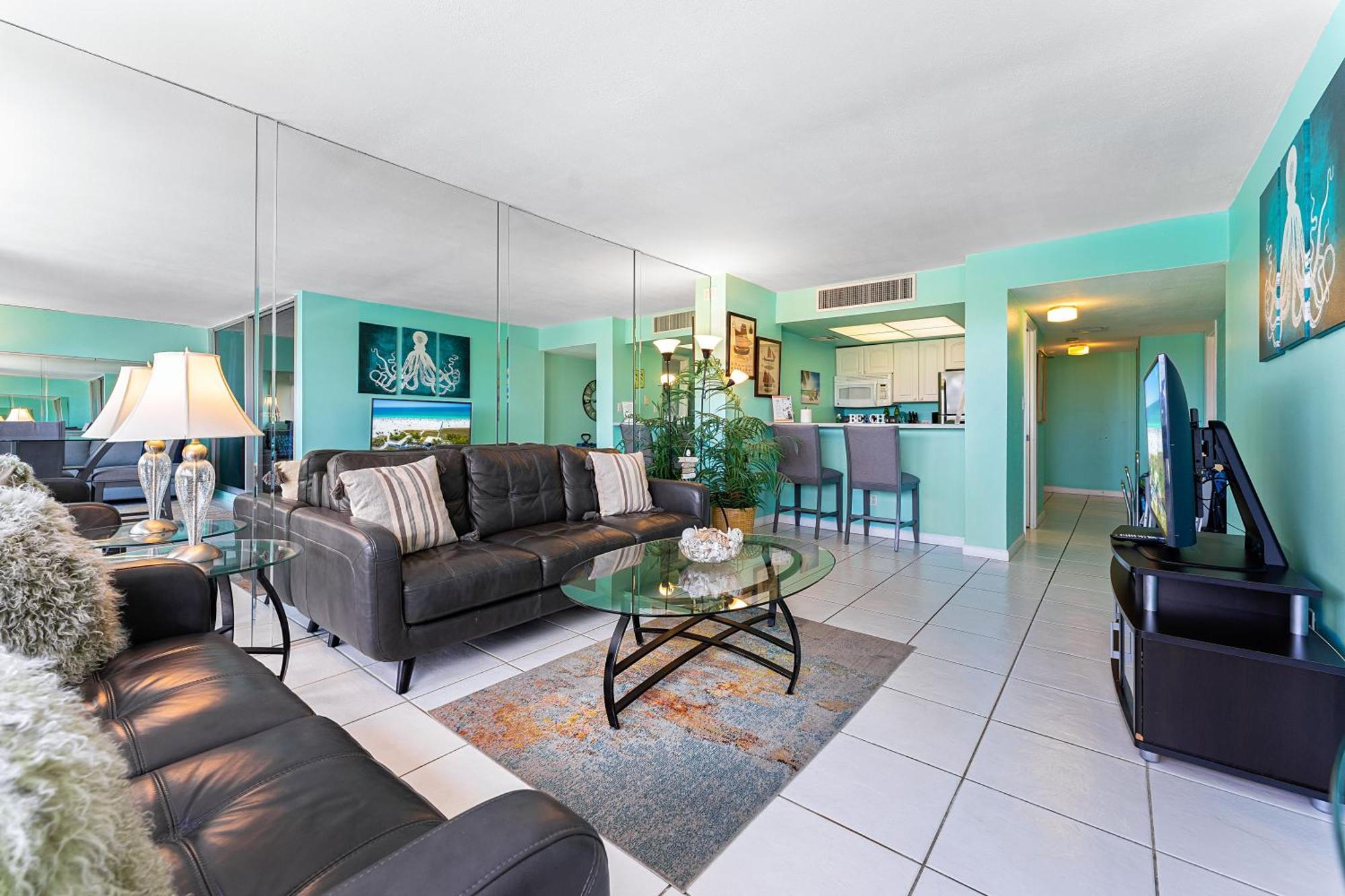 Palm Bay Club By Beachside Management *