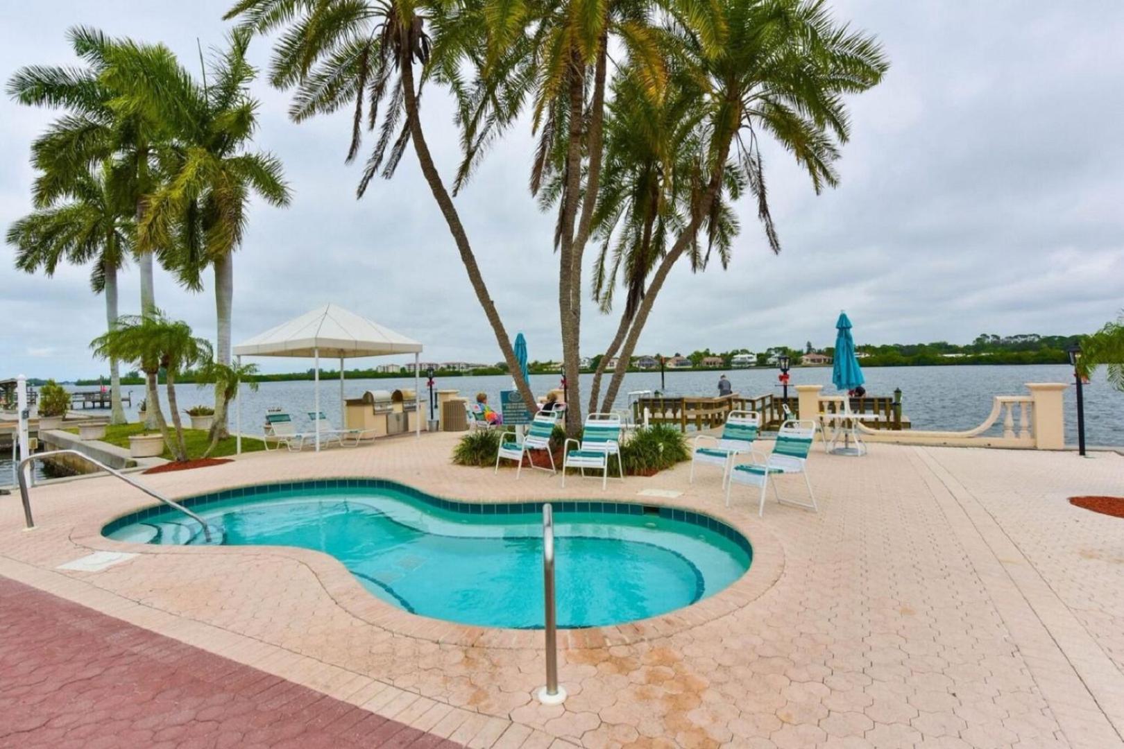 Apartment Palm Bay Club By Beachside Management