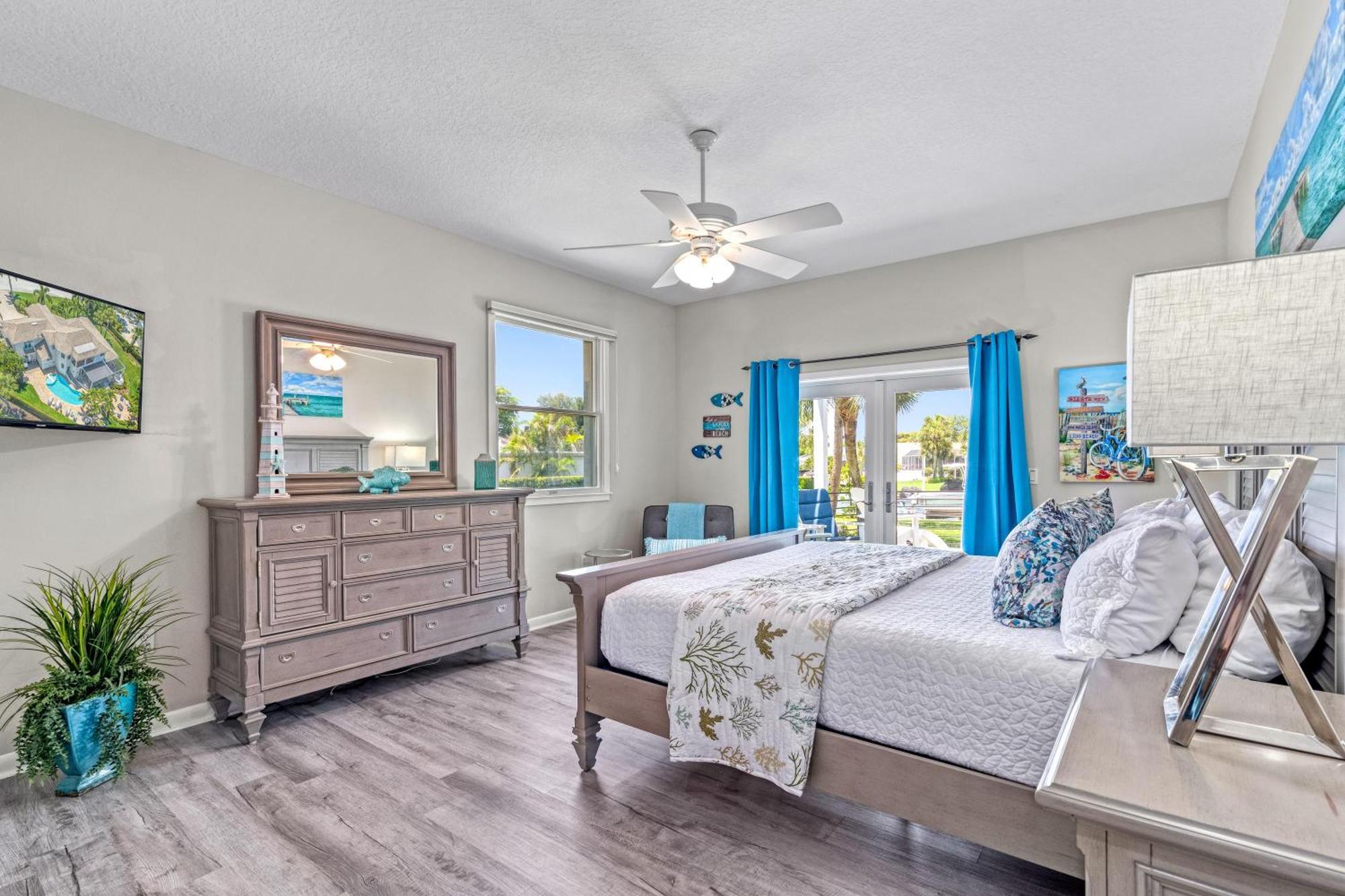 The Sun Dial - 827 Siesta Key