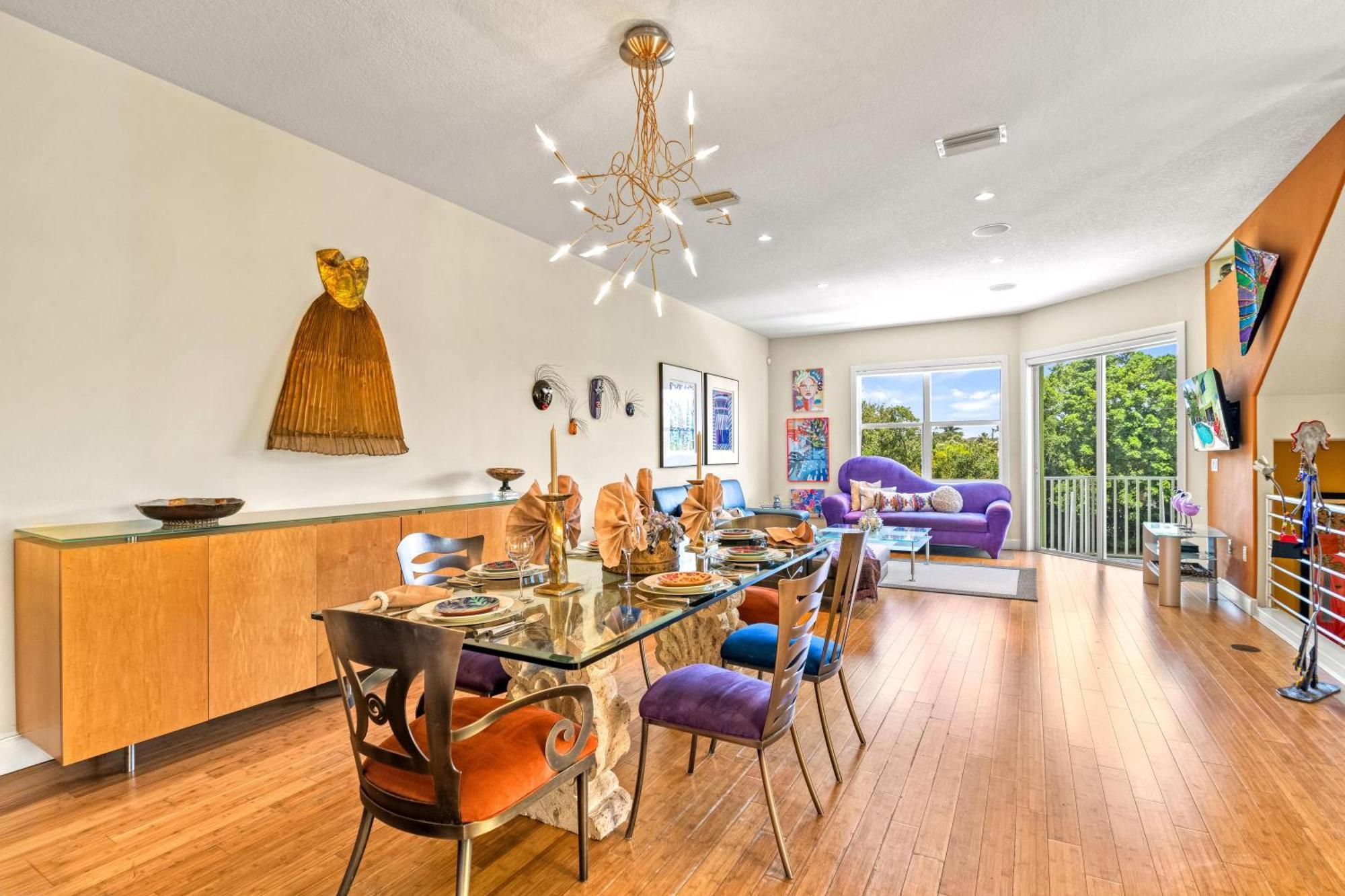 Latitude Adjustment - 461 Holiday home *