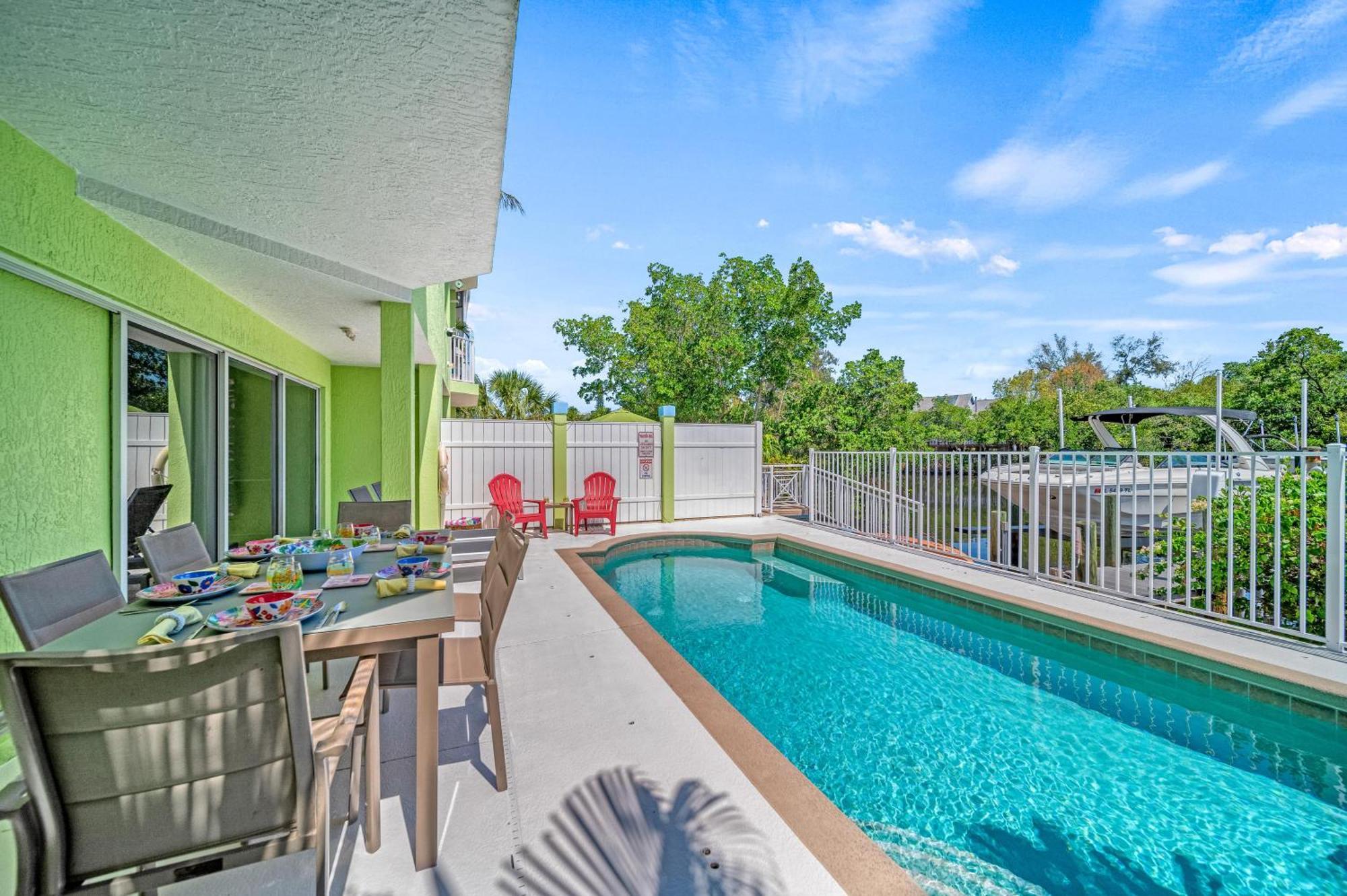 Holiday home Latitude Adjustment - 461 Siesta Key