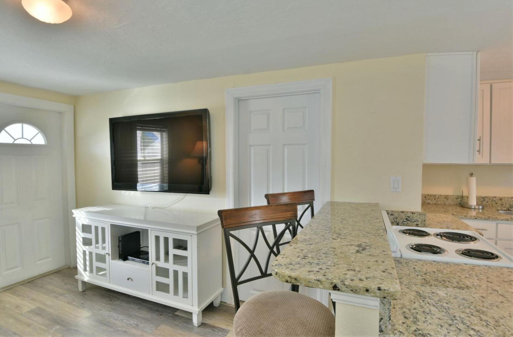 Ideal Beach Steps To Siesta Beach And Village Shops And Restaurants * Siesta Key