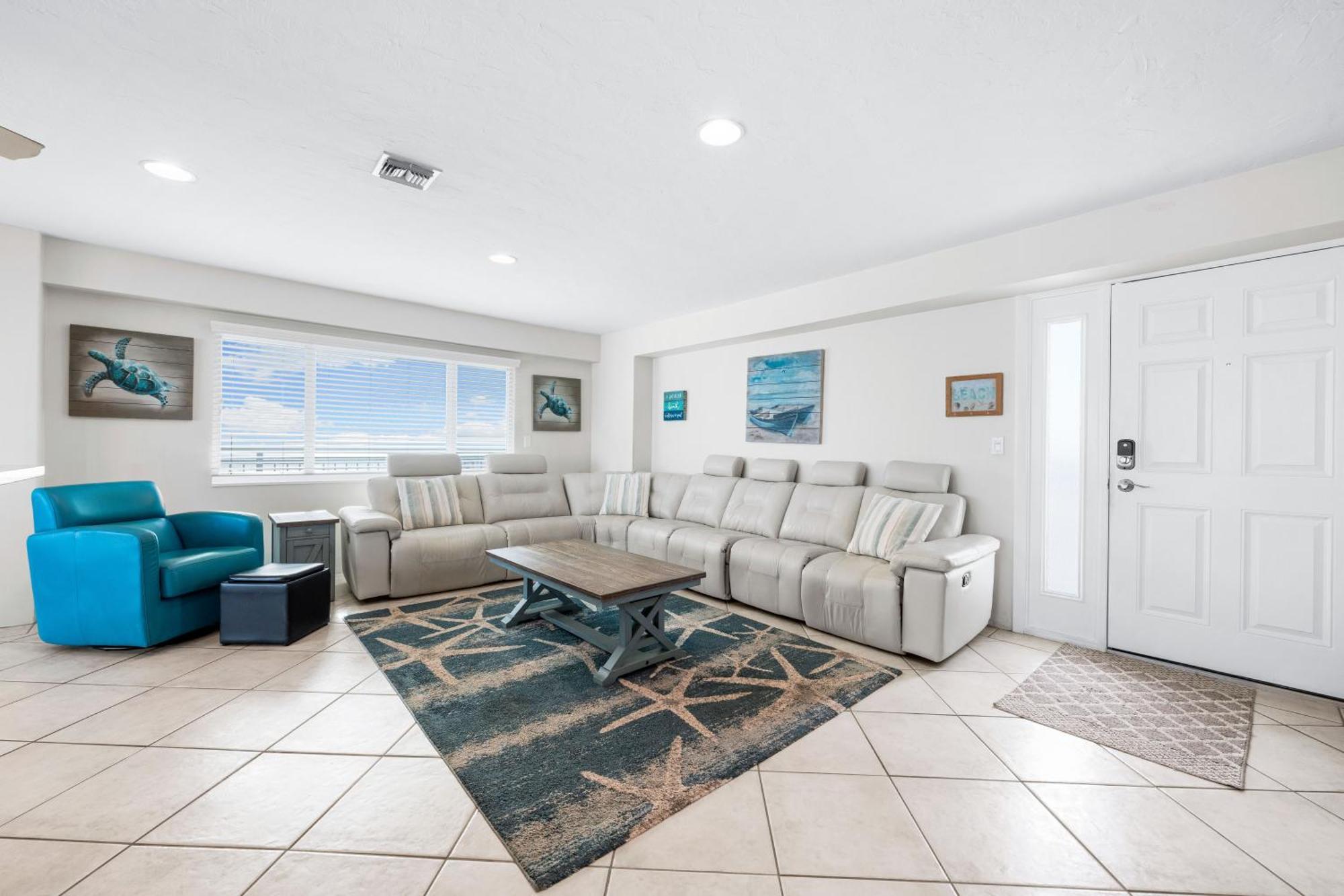 Jamaica Royale Beachfront Tower Siesta Key