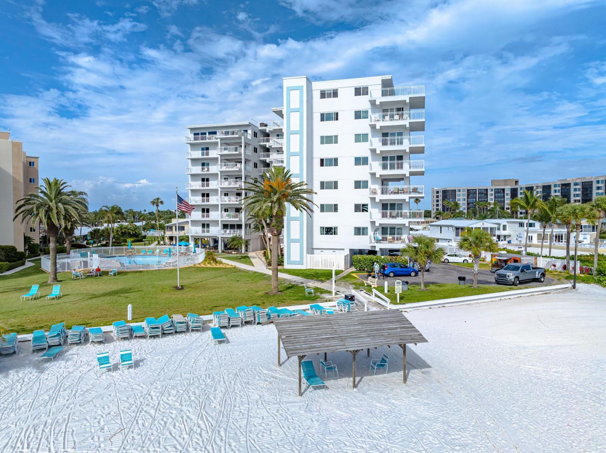 Apartment Jamaica Royale Beachfront Tower *