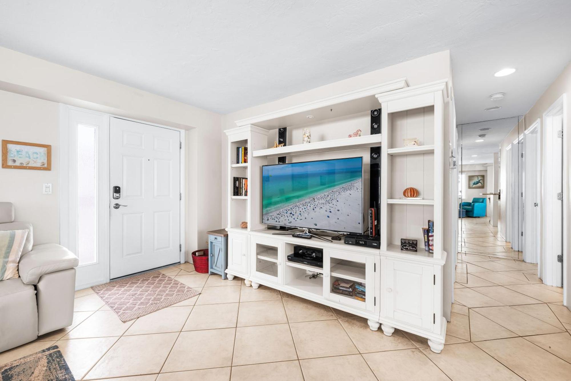Jamaica Royale Beachfront Tower Apartment