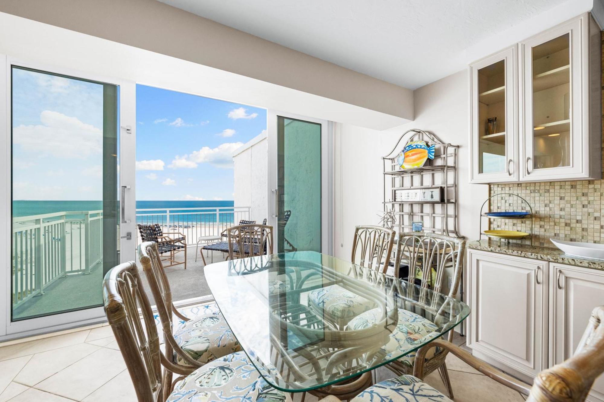 Apartment Jamaica Royale Beachfront Tower