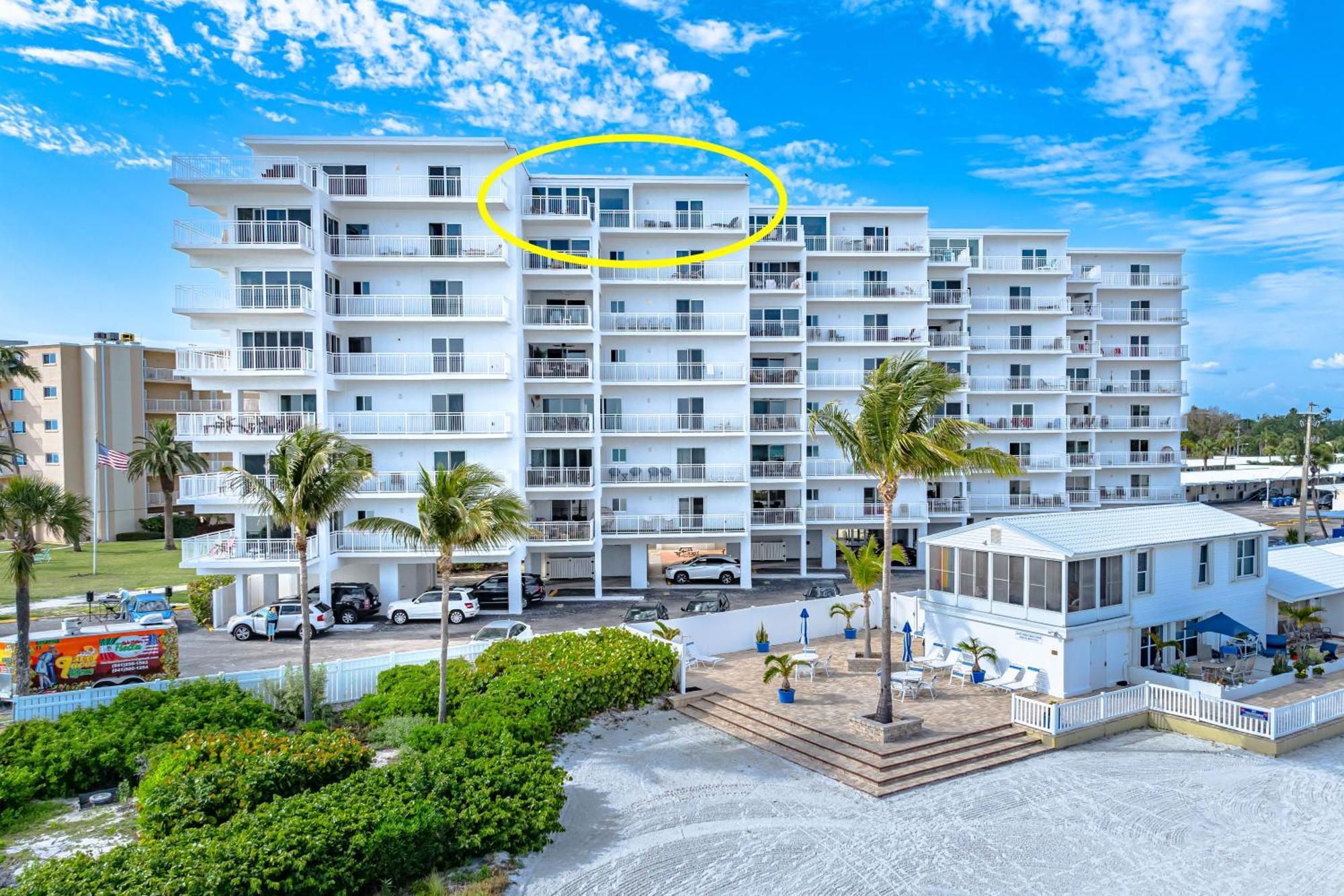 Apartment Jamaica Royale Beachfront Tower *