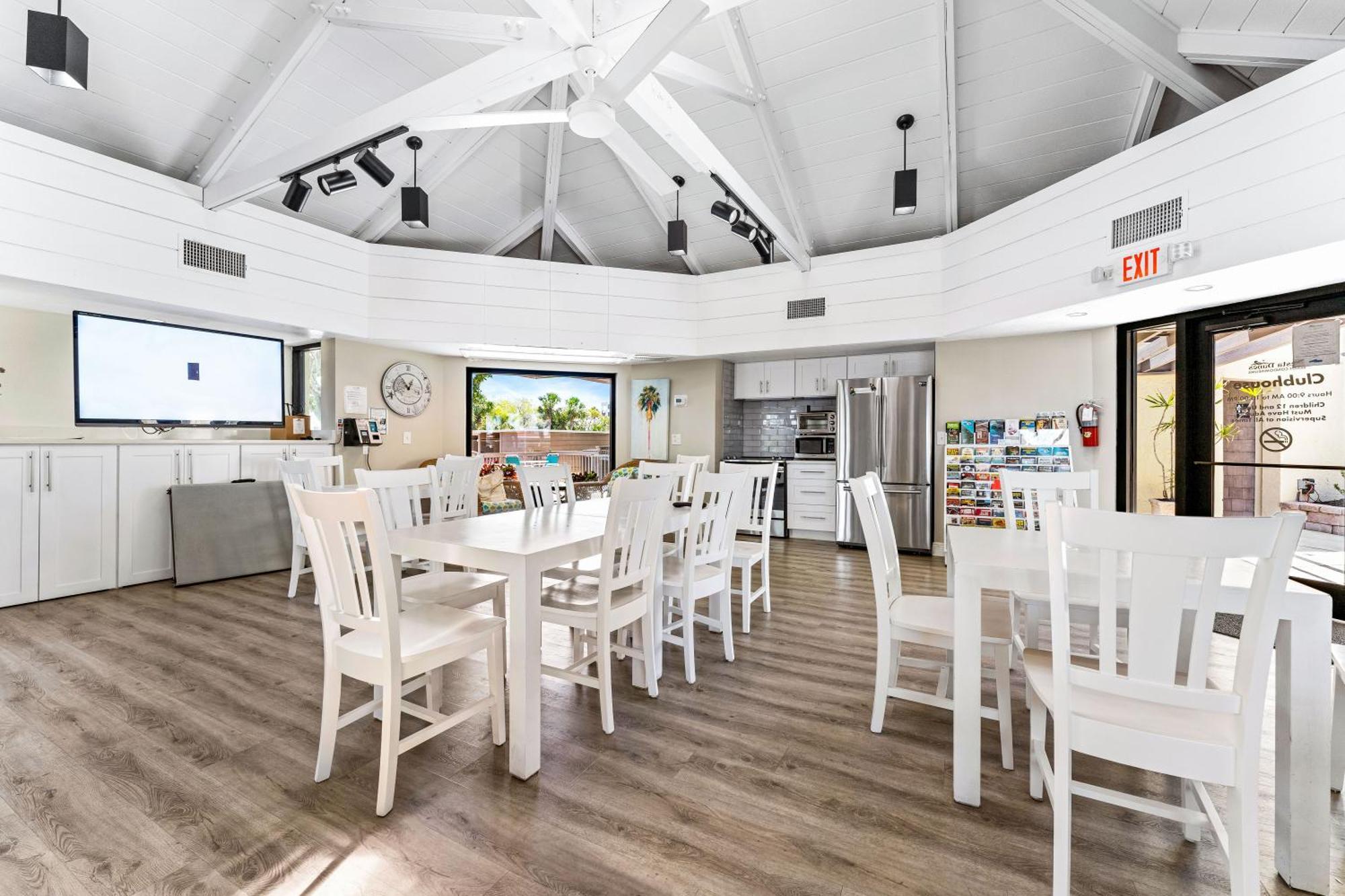 Apartment Siesta Dunes, #300 Siesta Key