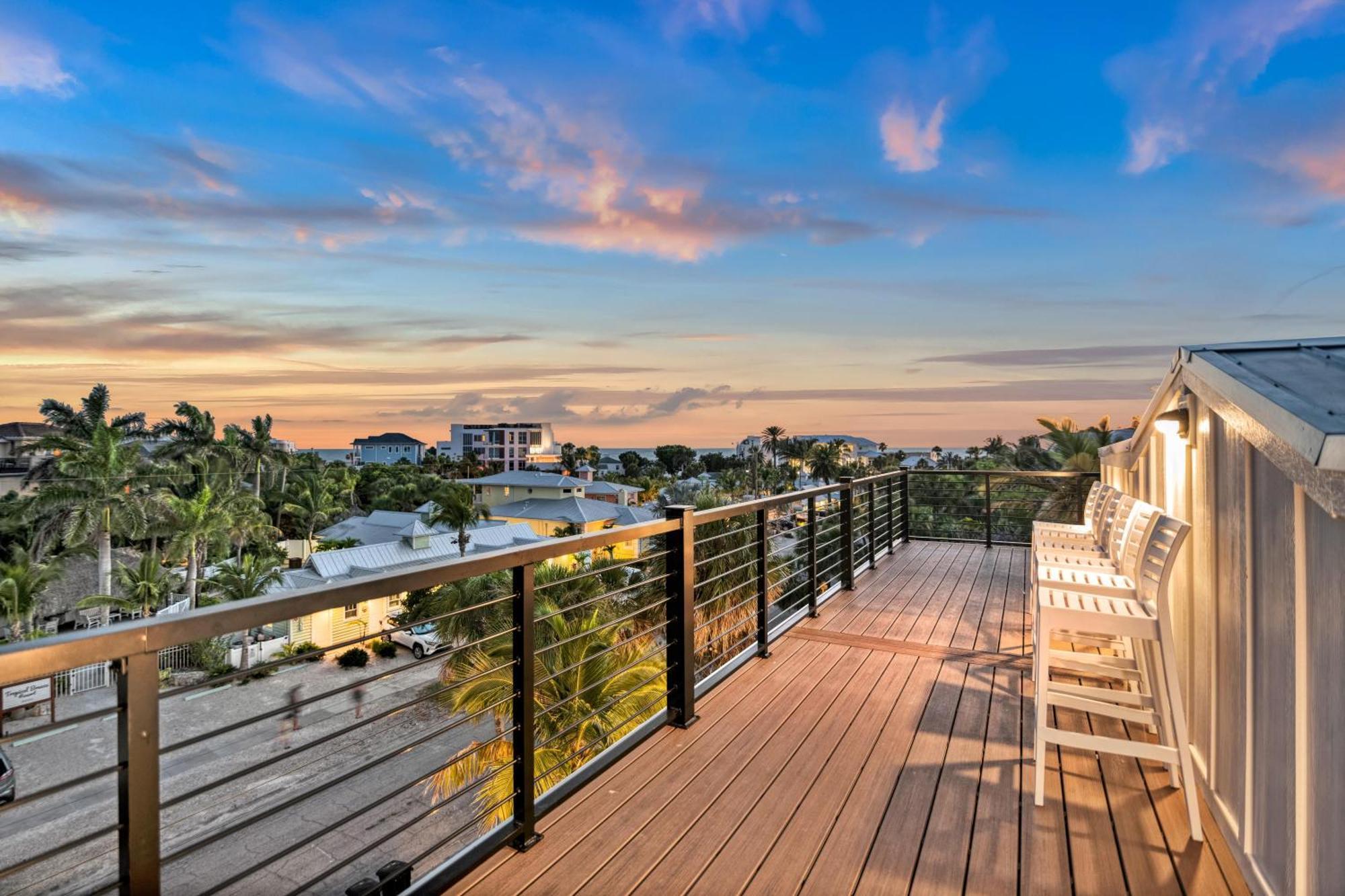Luxe Lagoon - 119 Holiday home *