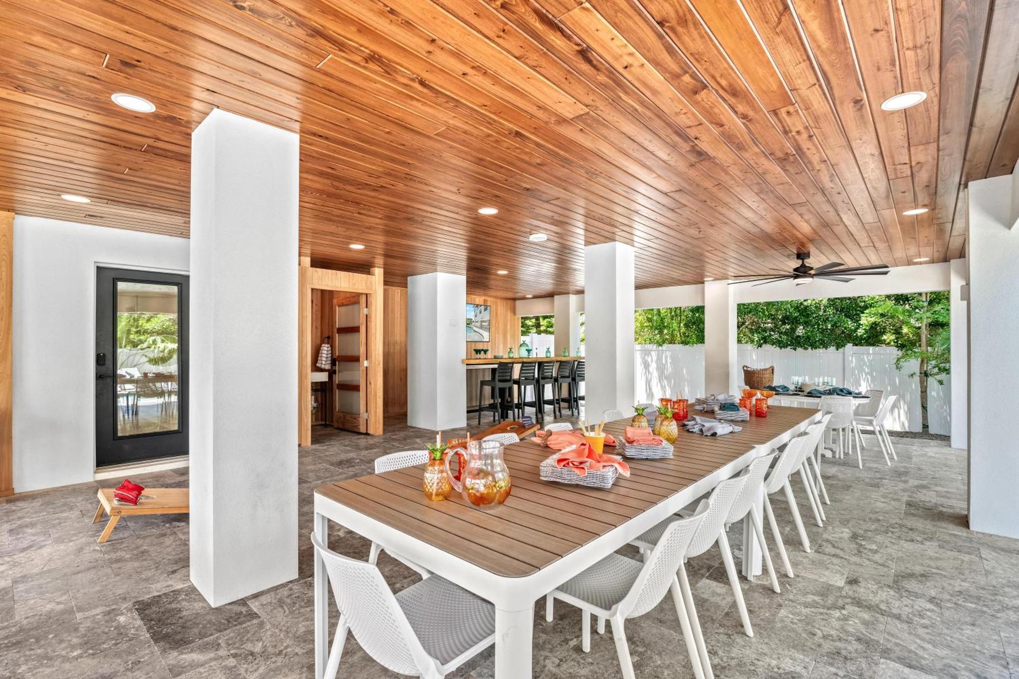 Luxe Lagoon - 119 Holiday home
