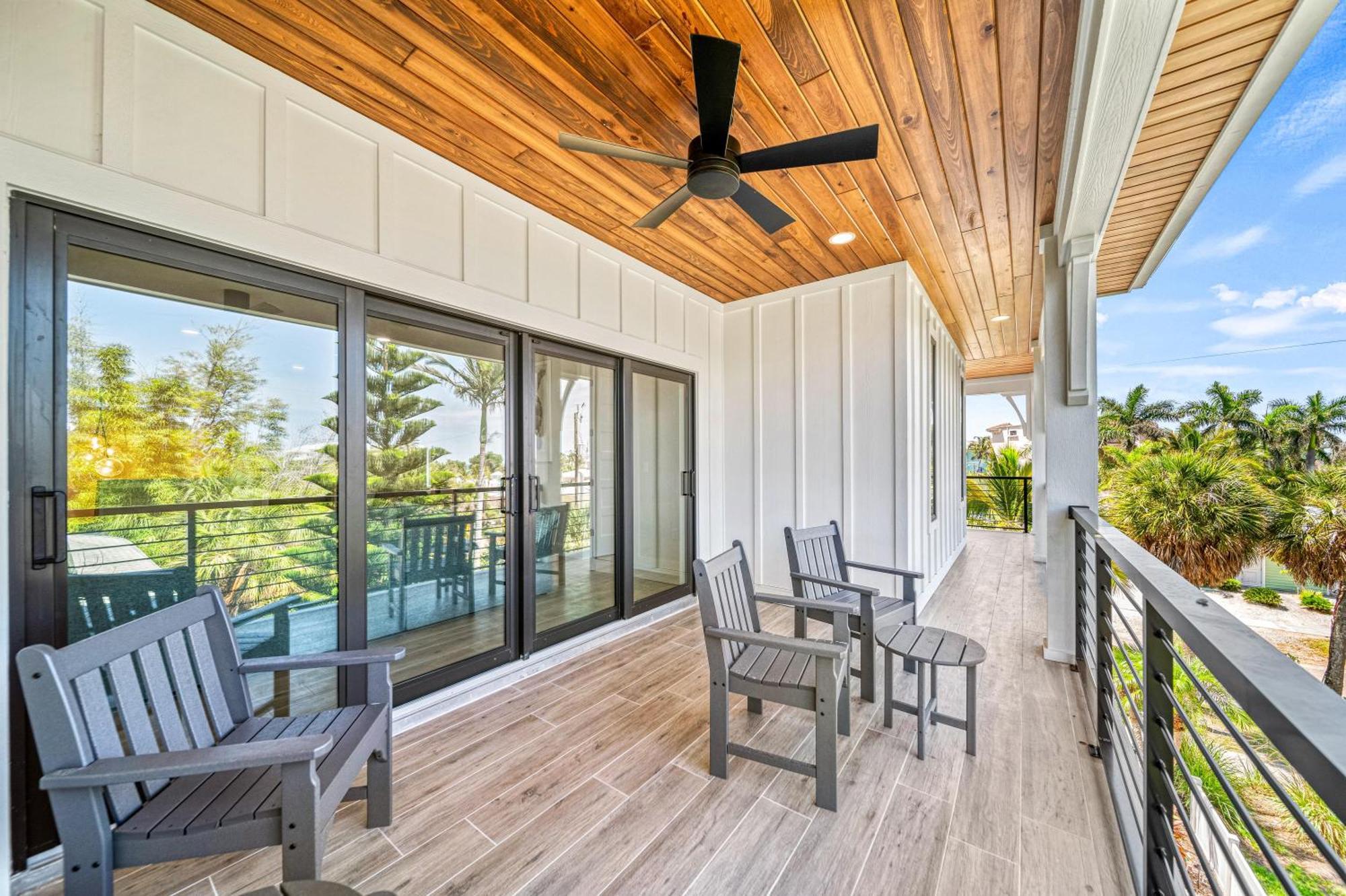Luxe Lagoon - 119 Holiday home