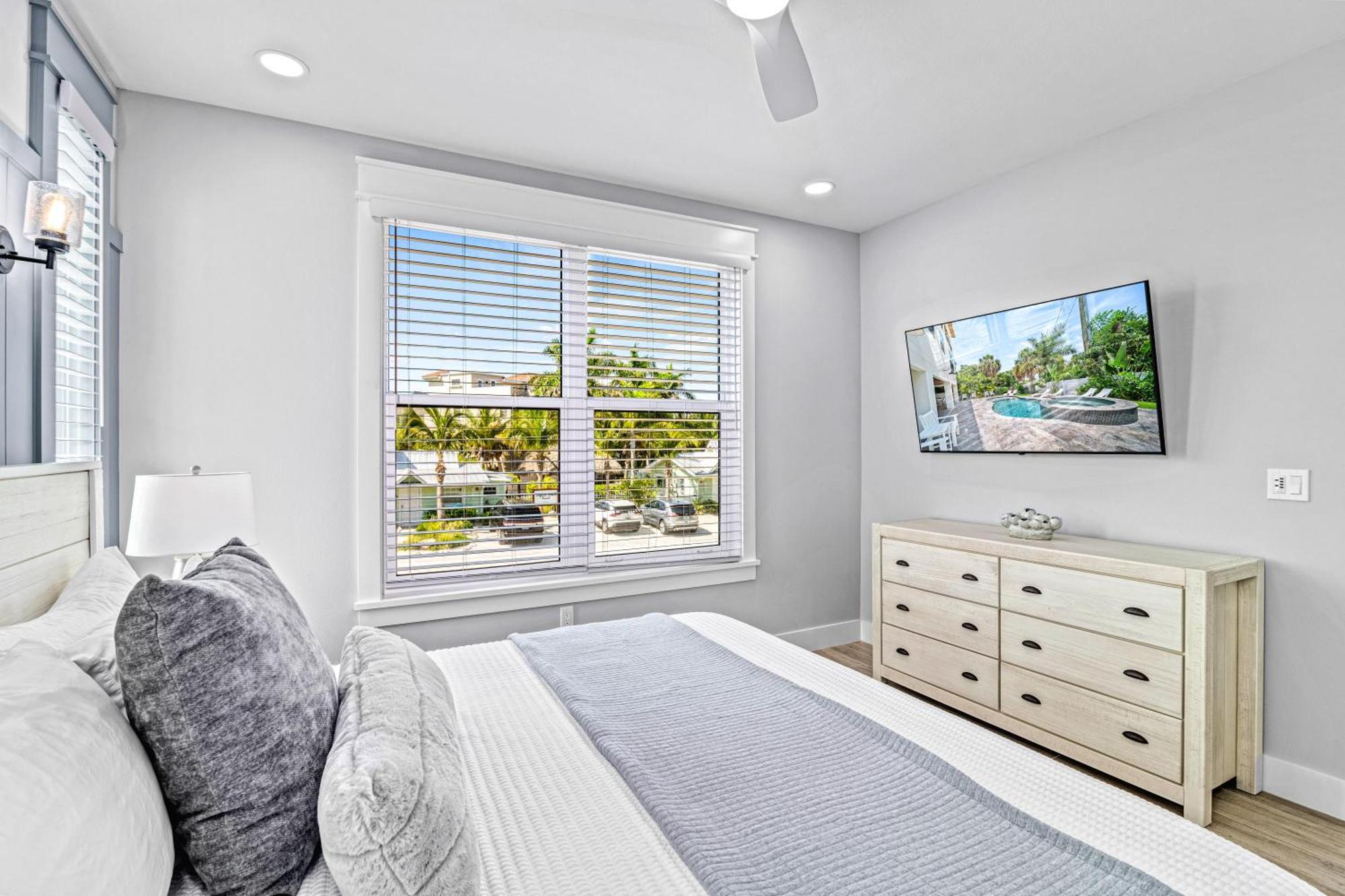 Luxe Lagoon - 119 Holiday home