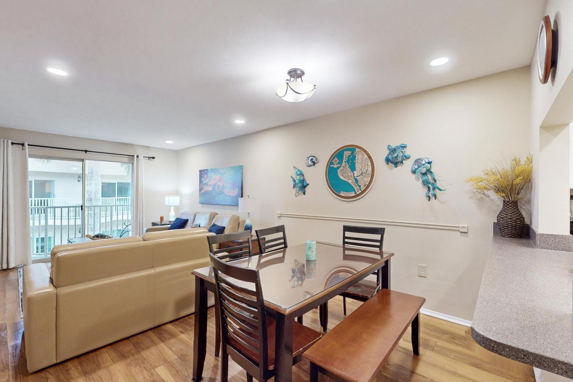 Apartment The Palm Bay Club Unit 311 *