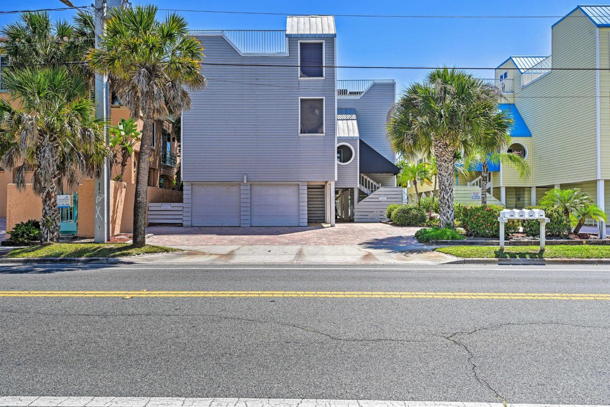 Coastal Surfside Swank Apartment Siesta Key
