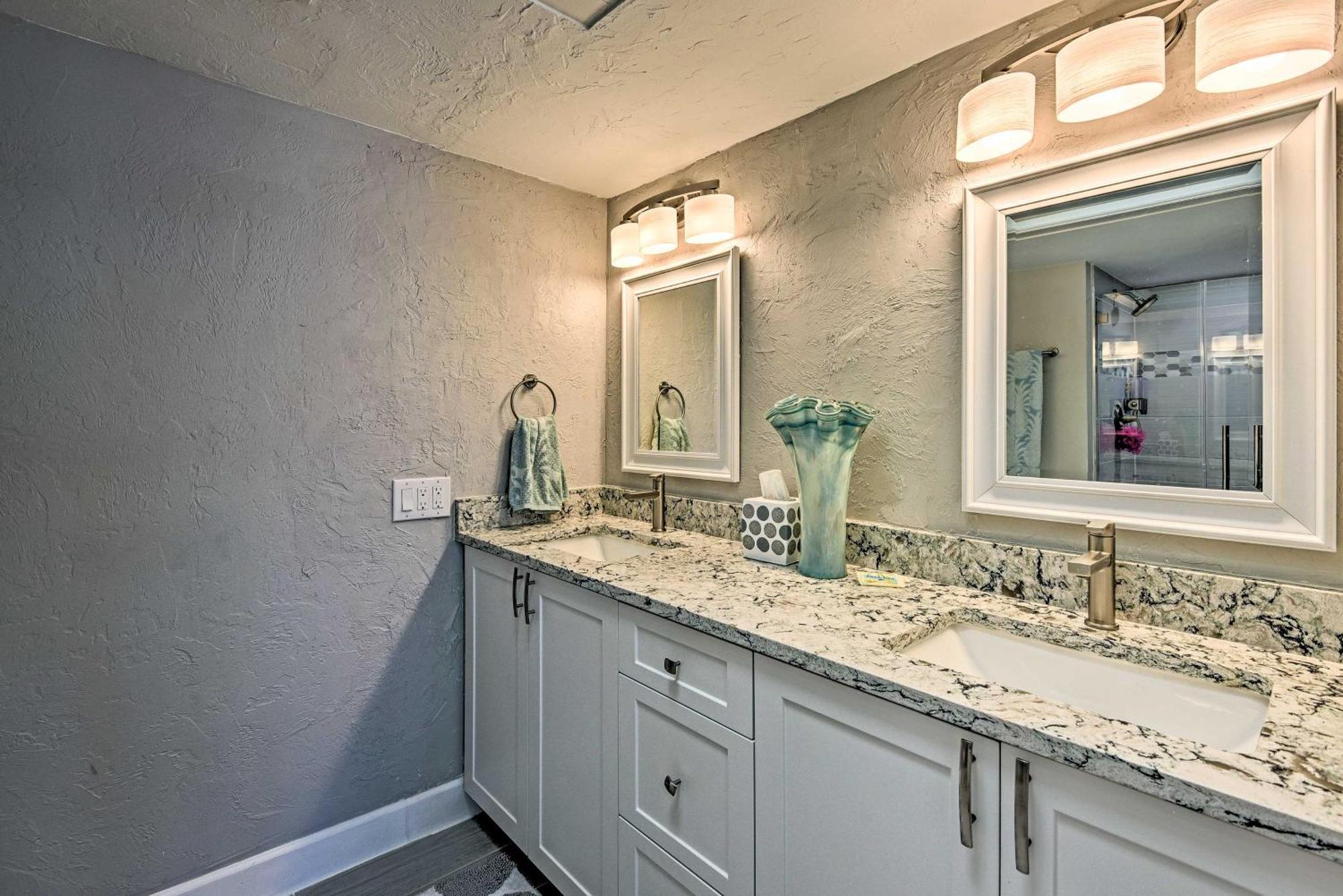 Coastal Surfside Swank * Siesta Key