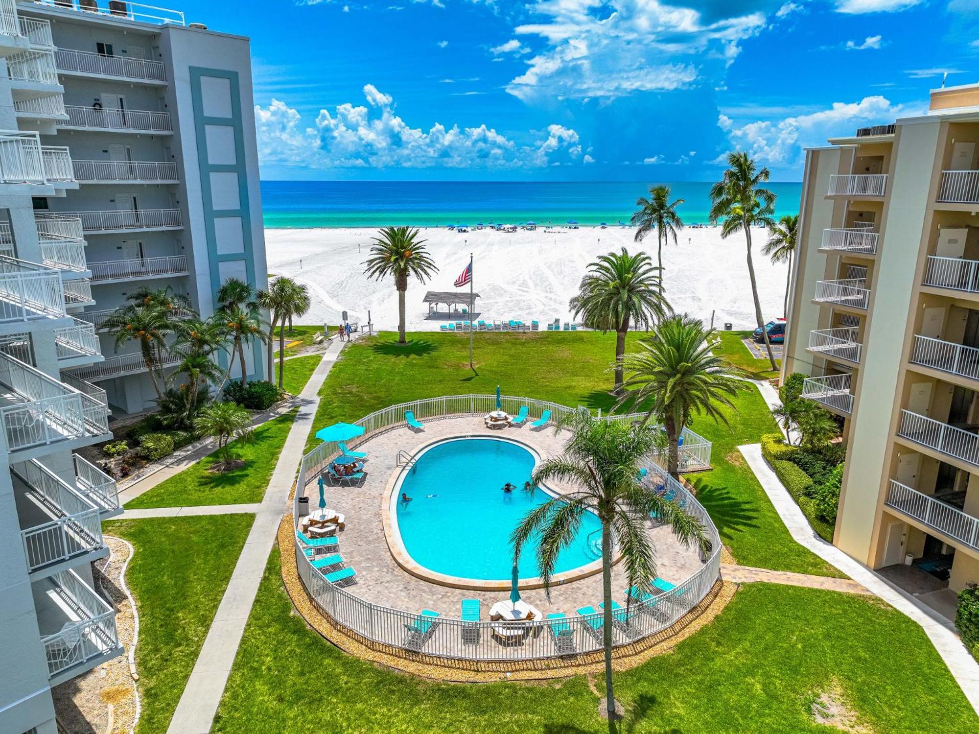 Jamaica Royale View Tower Apartment *