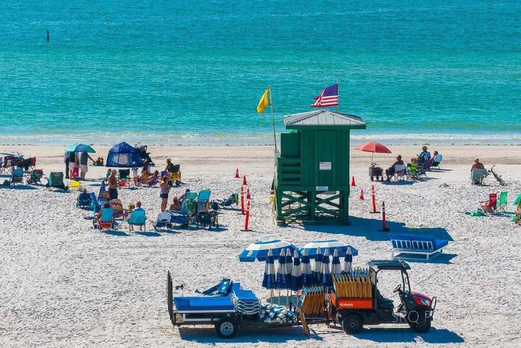 On Key With Pool, Hot Tub, Putting Green, Arcade Games, Bike & Mins To Beach! *