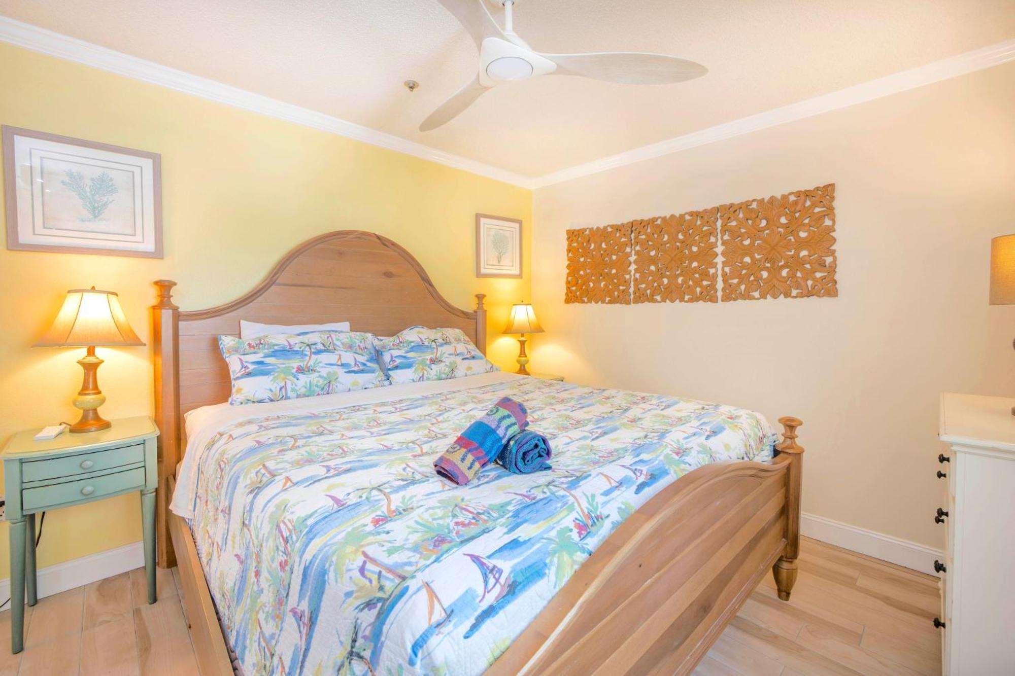 100 Percent Private, Tiki-bar, 250steps To And Village! Holiday home Siesta Key