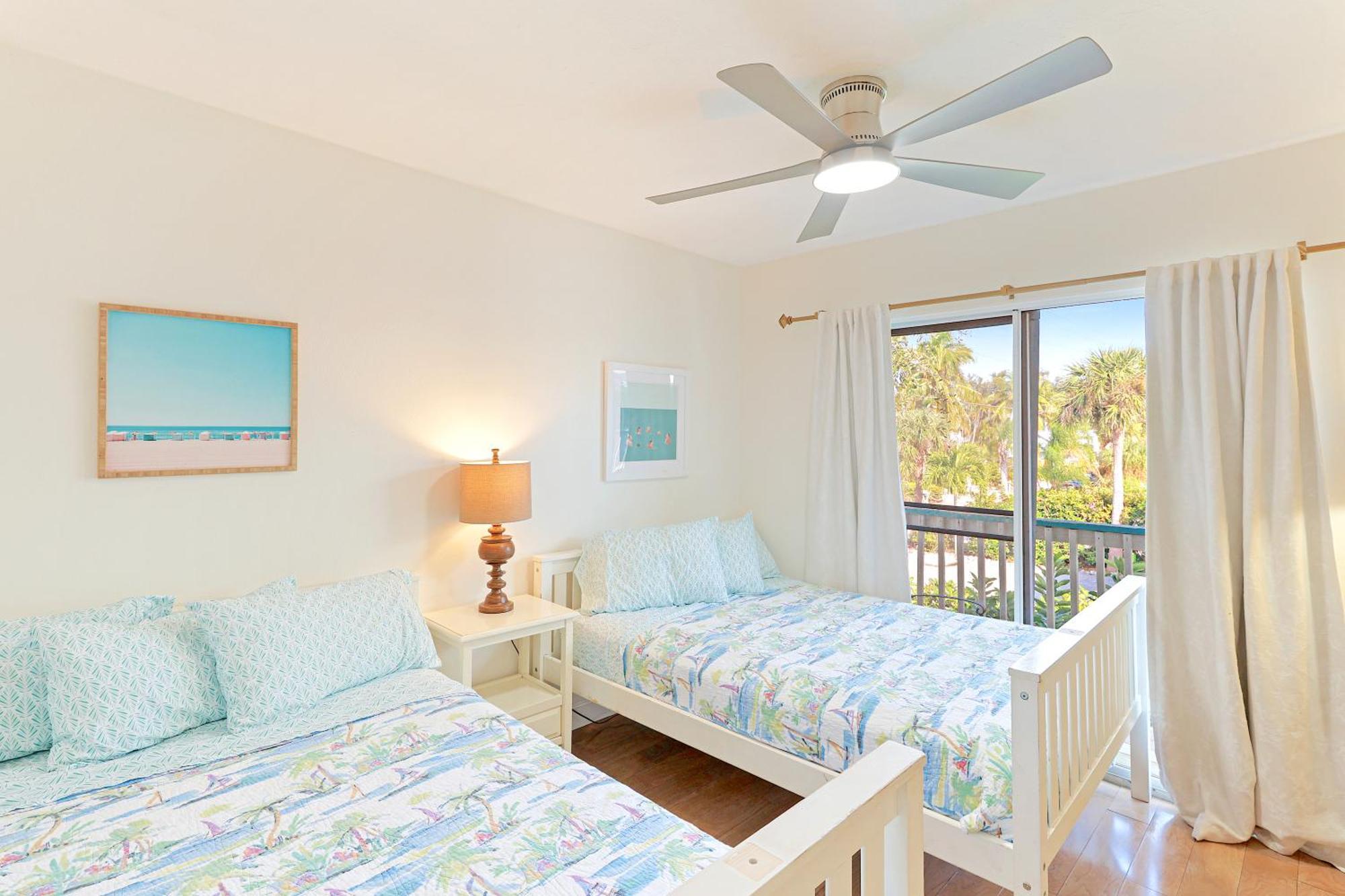 Newly Remodeled Apt! Key-west Victorian With Access, To Beach! Siesta Key