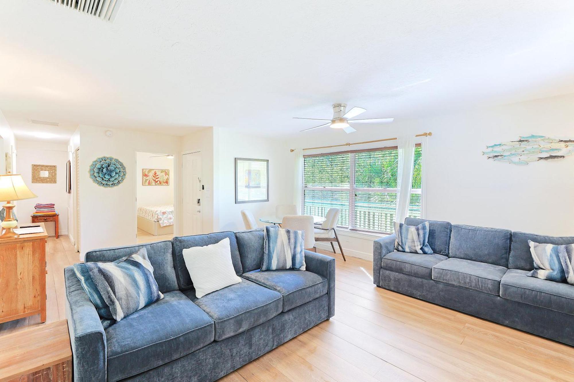 Apartment Newly Remodeled Apt! Key-west Victorian With Access, To Beach!