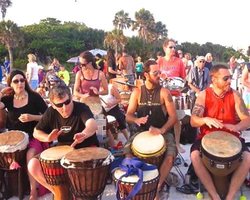 Casa Lopik Jardin- Tiki-bar, Balcony, Tropical Patio, 250 Steps To And Village!