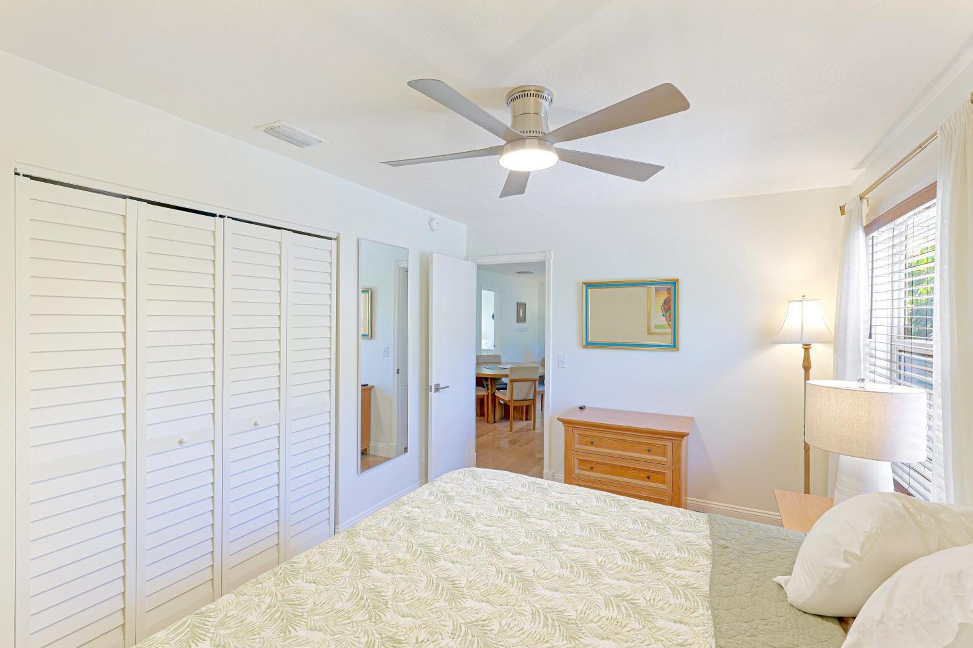 Newly Remodeled 8-steps To Path Of Beach! Unit D *
