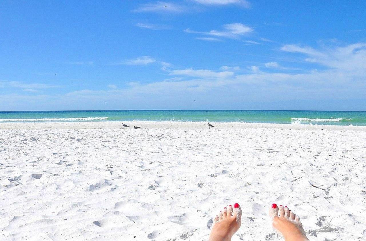 Apartment Newly Remodeled 8-steps To Path Of Beach! Siesta Key