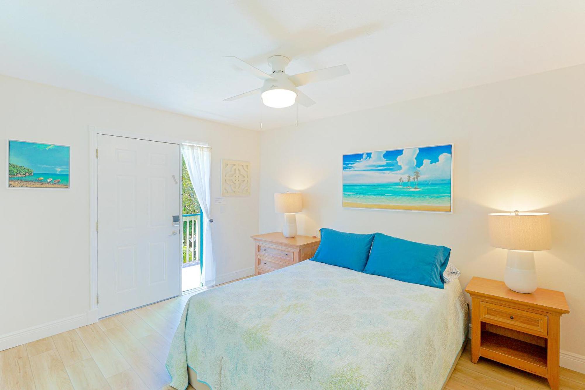 Newly Remodeled Apt! Key-west Victorian With Access, To Beach! Siesta Key
