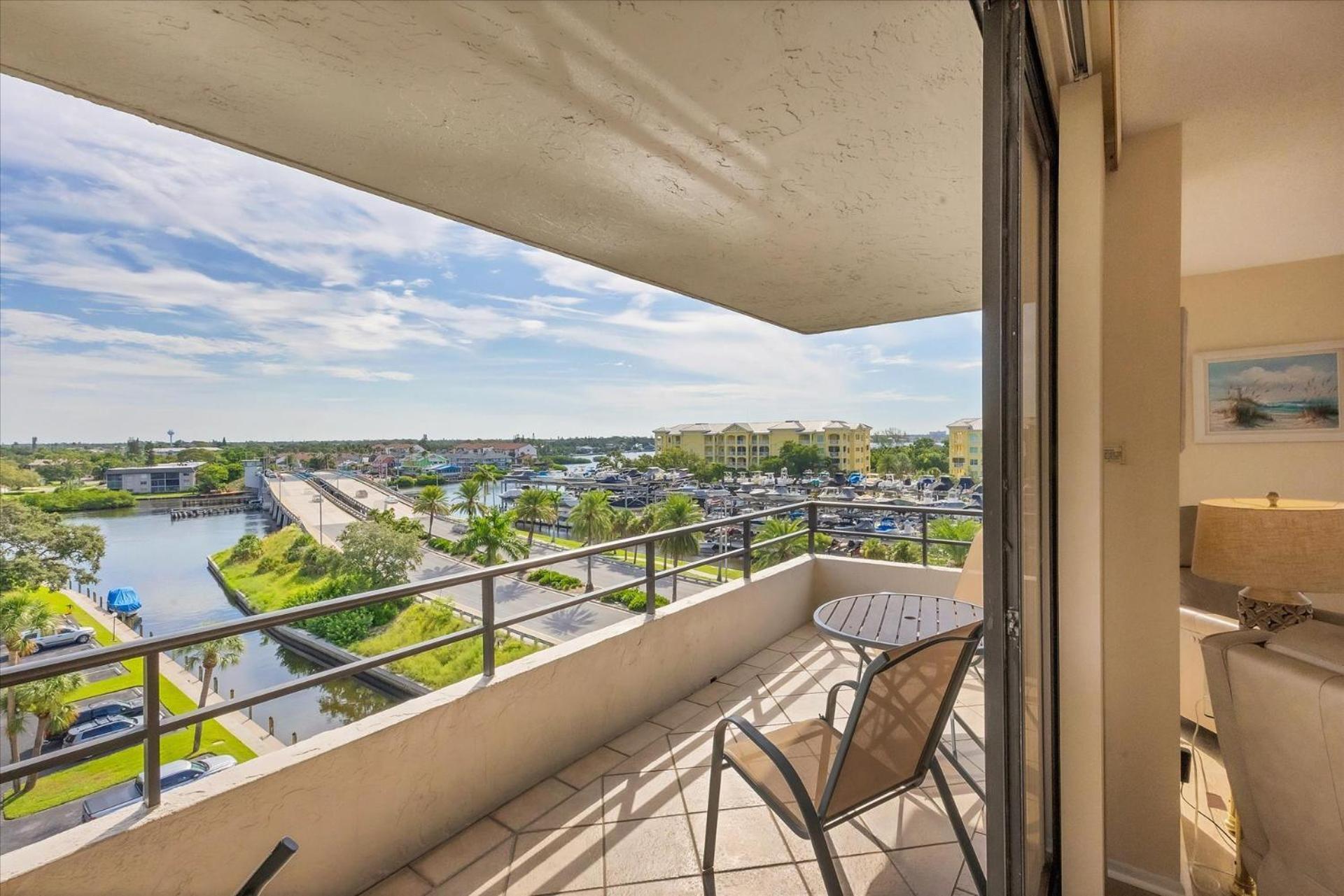 6415 Midnight Road #709 Siesta Key