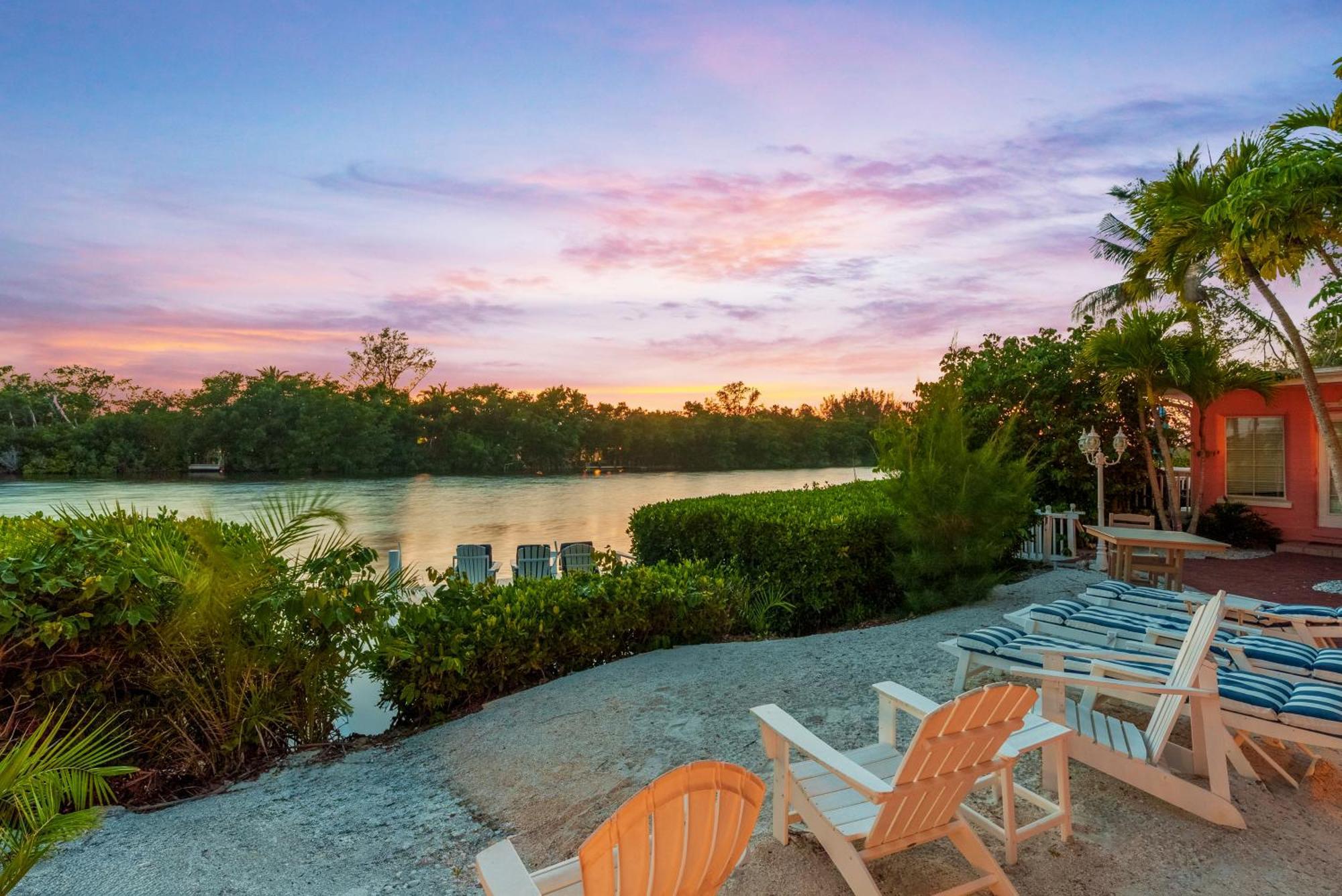 Heron Lagoon, Dock, Pool, The Mermaid At Holiday home *