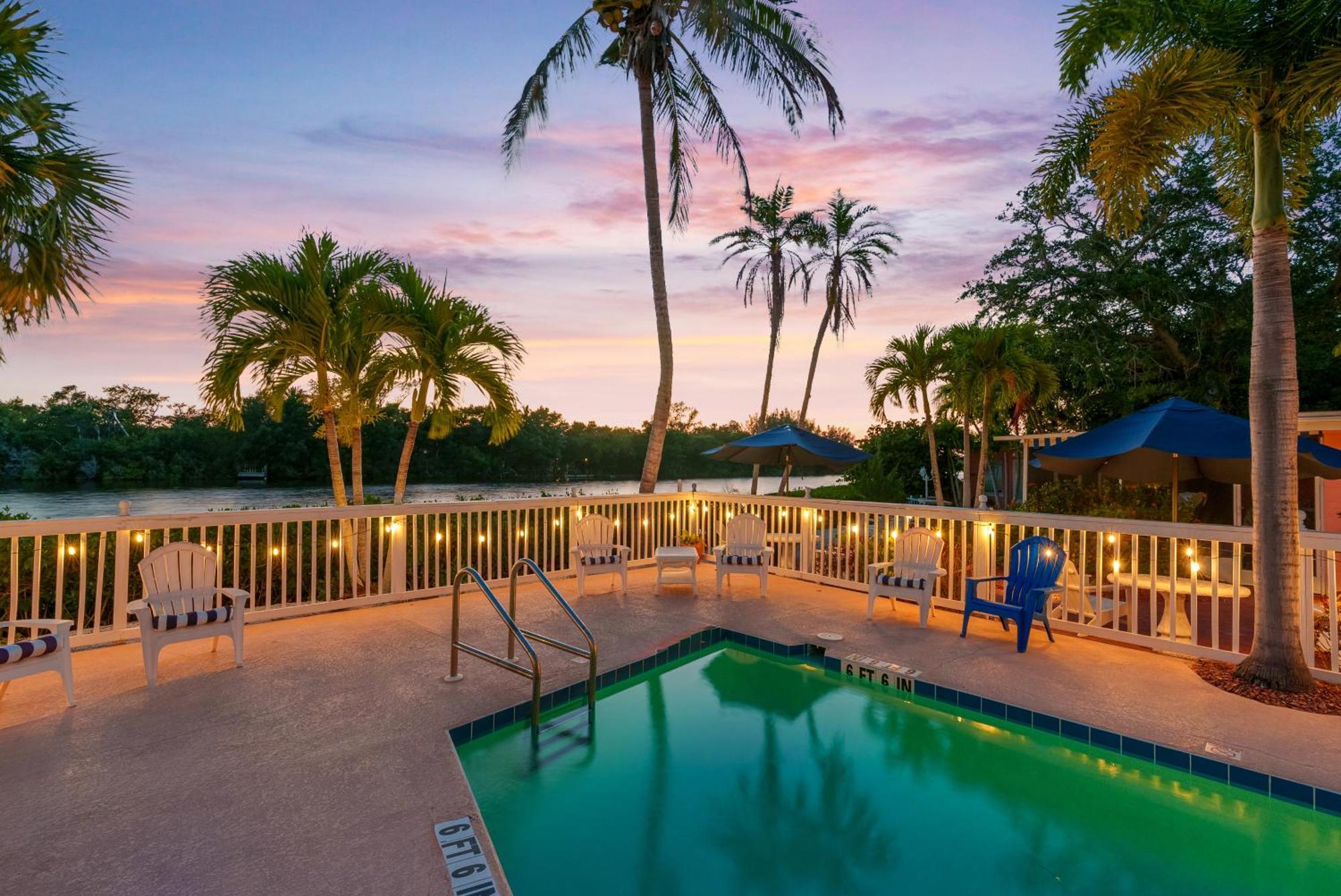 Holiday home Heron Lagoon, Dock, Pool, The Coquina At