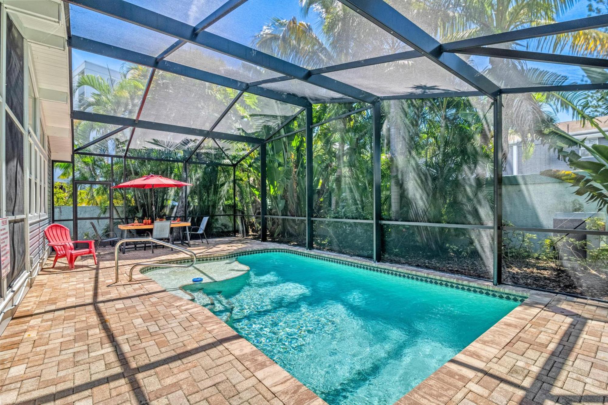 Palm Shade - 606a * Siesta Key