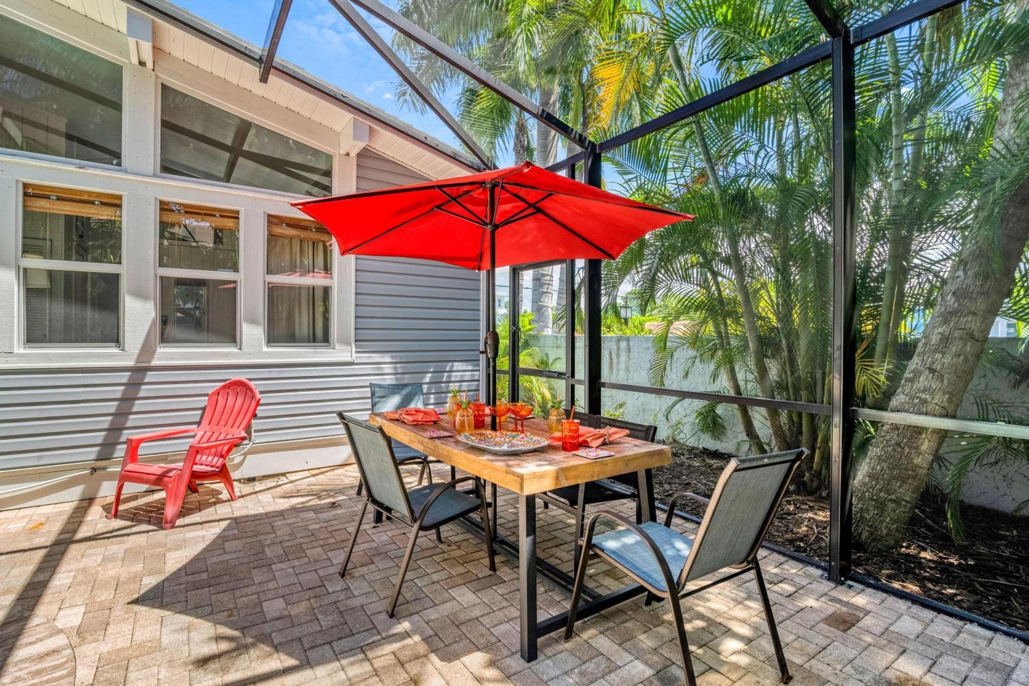 Palm Shade - 606a * Siesta Key