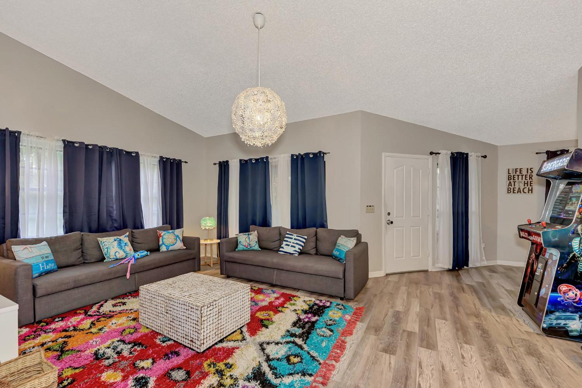 Jellyfish Unit, Walk To & Village, Pet-friendly Holiday home Siesta Key
