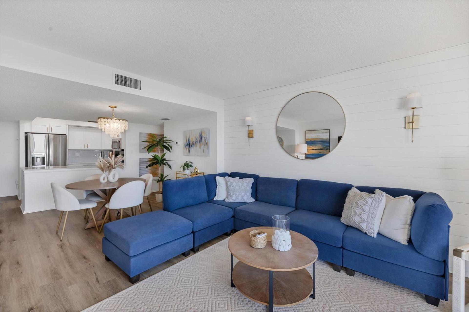 Exclusive 5 Star With Balcony On Sarasota County 1004 Siesta Key