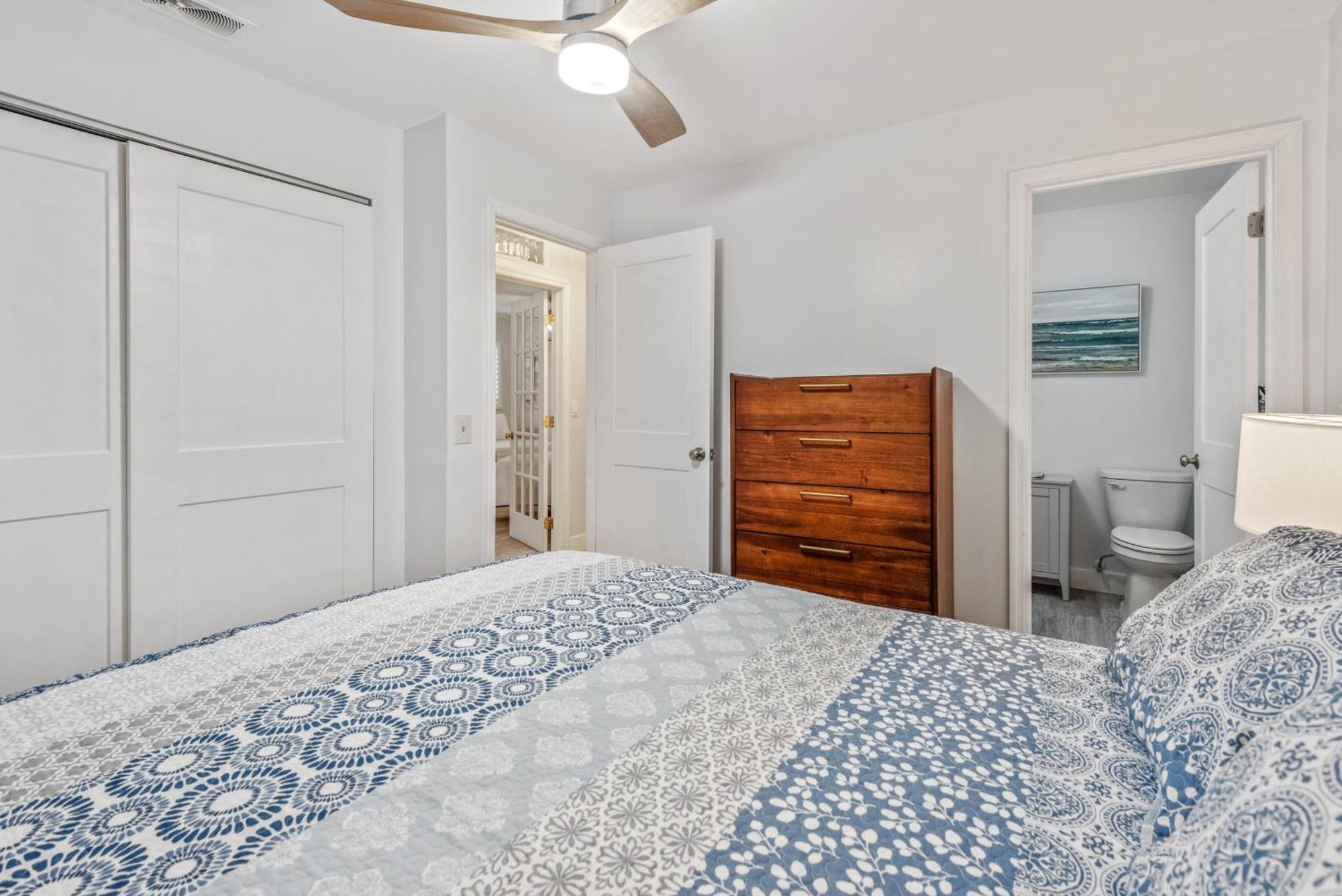 Oasis With Outdoor Pool And Screened Lanai! * Siesta Key