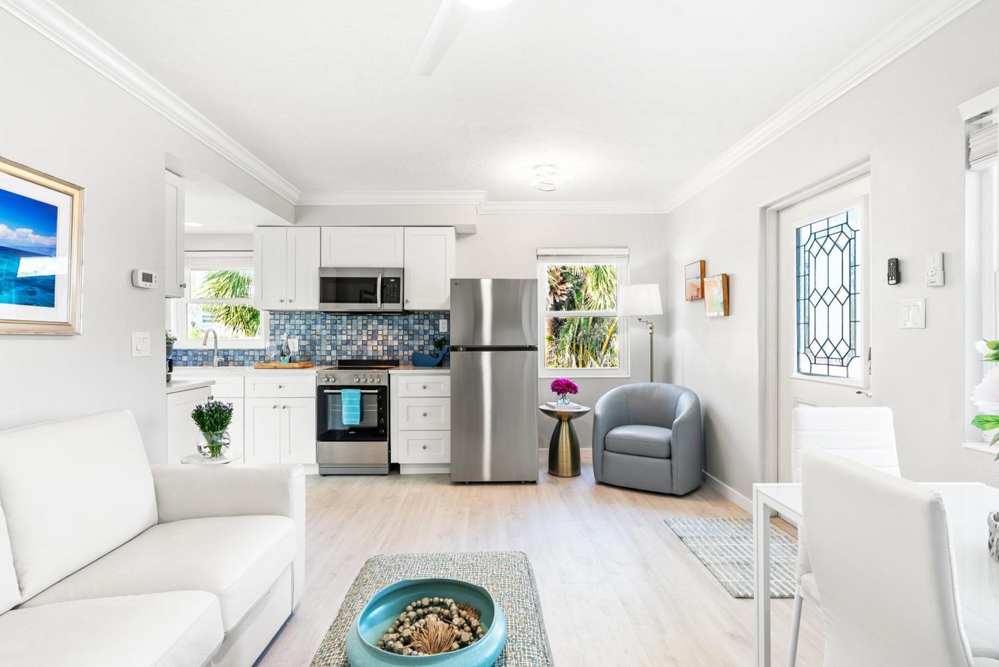 Exclusive Oasis, Private Pool, Village And Walkable Holiday home Siesta Key