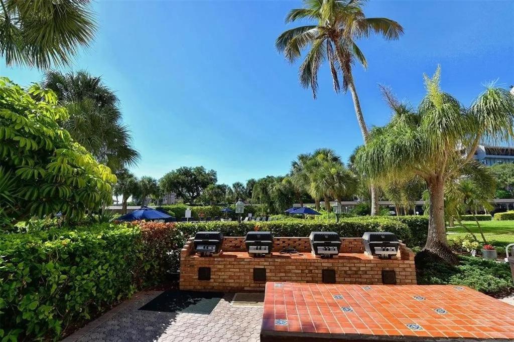 Catch Of The Day At Harbor Towers On * Siesta Key