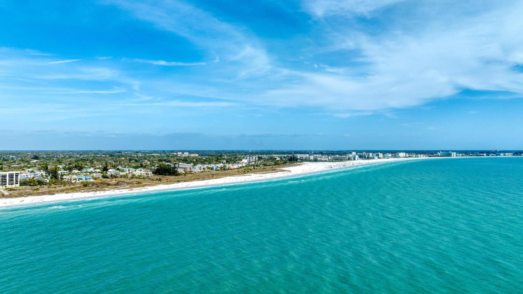 Dollar - 632a Siesta Key