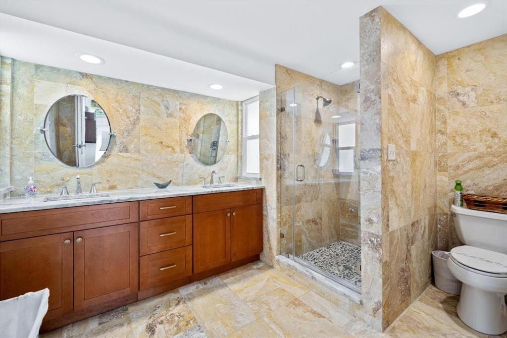 Private Village With Heated Pool & With Private Front Courtyard * Siesta Key