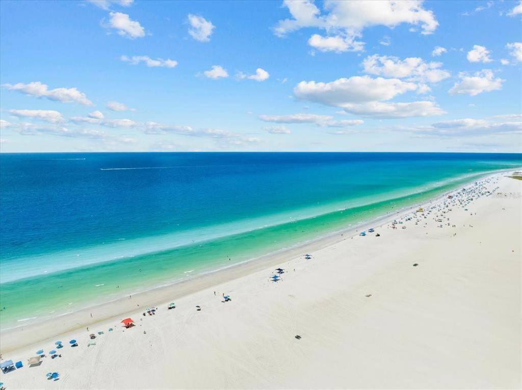 Villa Private Village With Heated Pool & With Private Front Courtyard Siesta Key