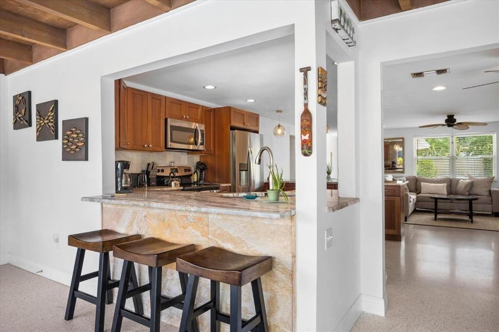 Villa Private Village With Heated Pool & With Private Front Courtyard