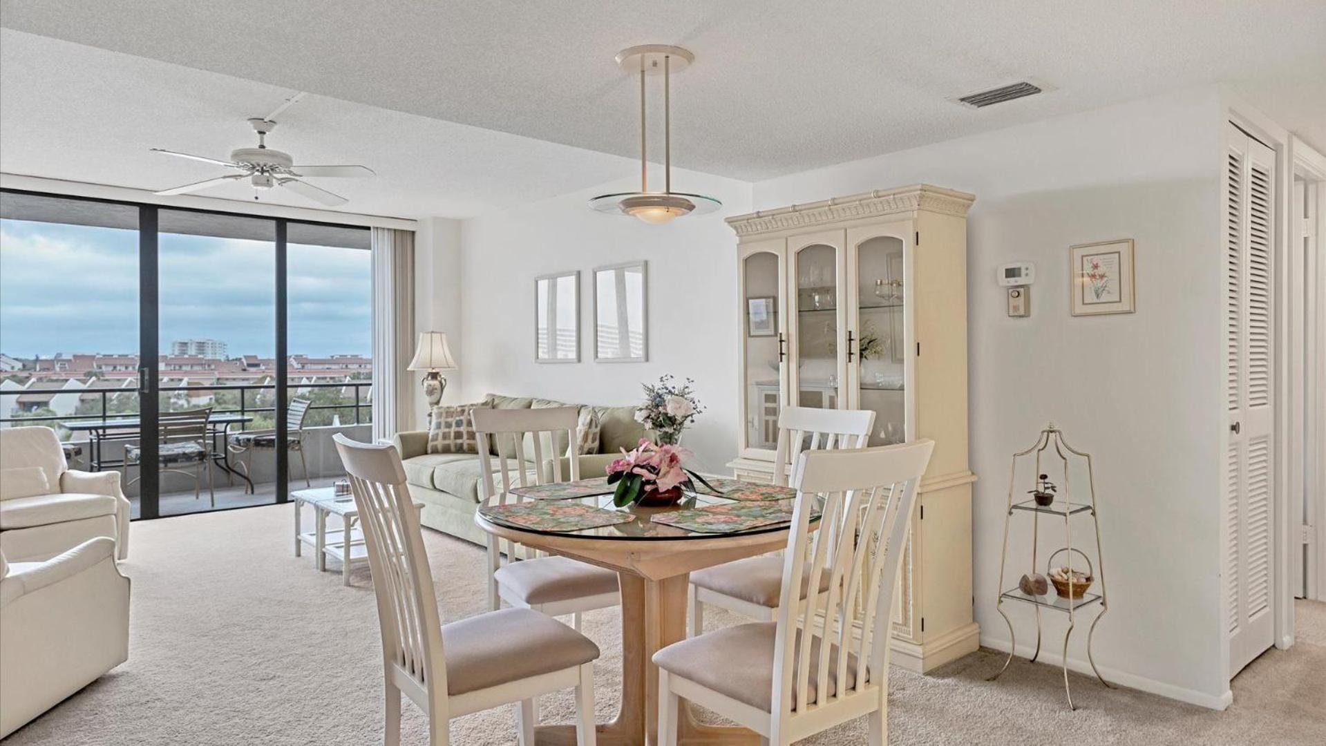 Anchorage 6th Floor 2 Bedroom On 0889 Holiday home