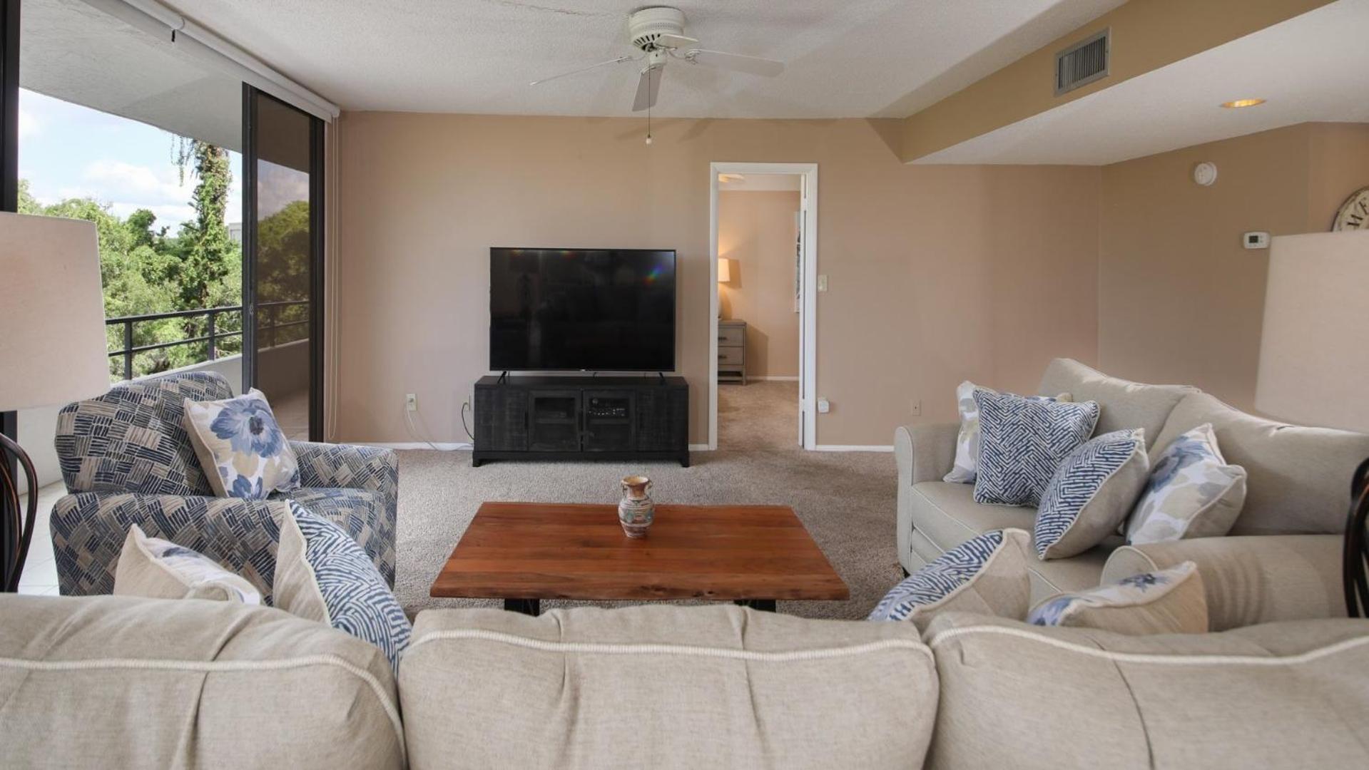 Anchorage 3 Bedroom 3rd Floor With Balcony 0886 *